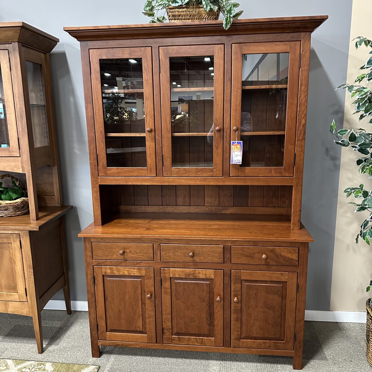 Brookline Hutch